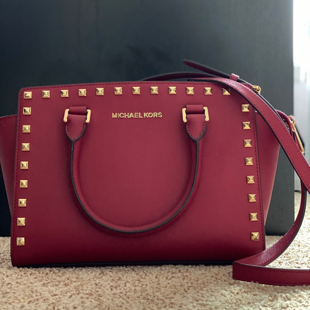 Michael Kors Selma Saffiano Gold Stud Satchel -RED